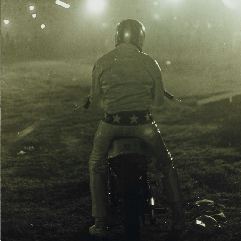 Evel_carousel (8)